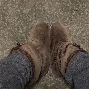 Meet your Posher, Wallace